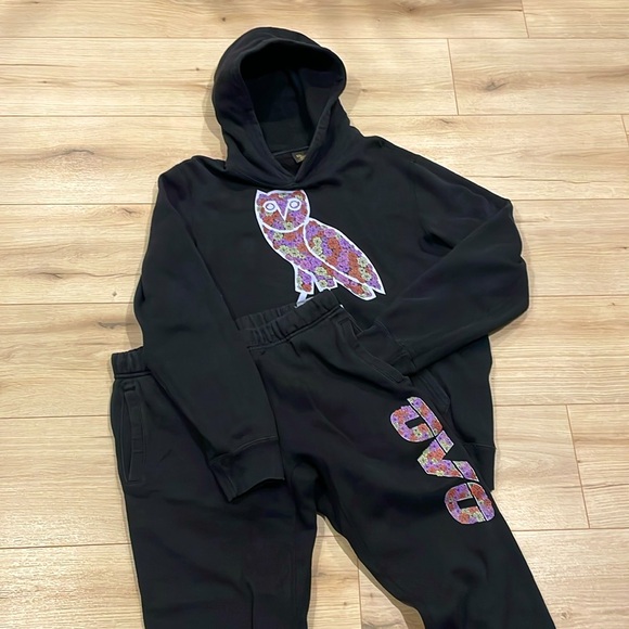 OVO Women’s Set - Picture 4 of 6